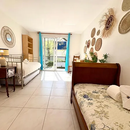 Villa Maison Familiale Au Vesinet, Calme Et Proche Paris Le Vesinet